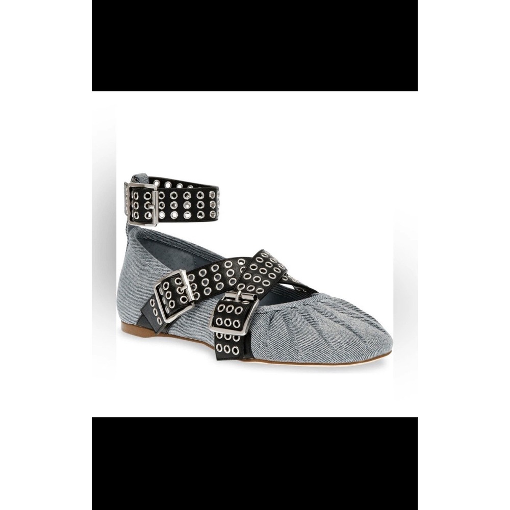 Steve Madden Bryar Denim Mult Ankle Strap Flat Size: 8